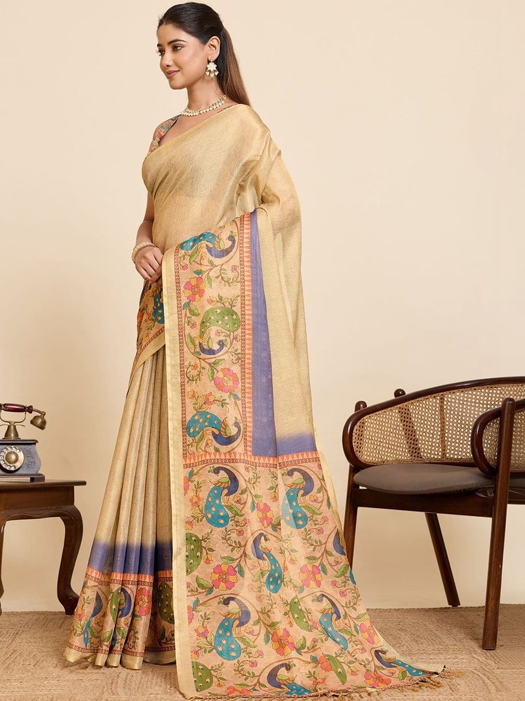VEDANT VASTRAM Ethnic Motifs Linen Blend Handloom Saree thumbnail 5