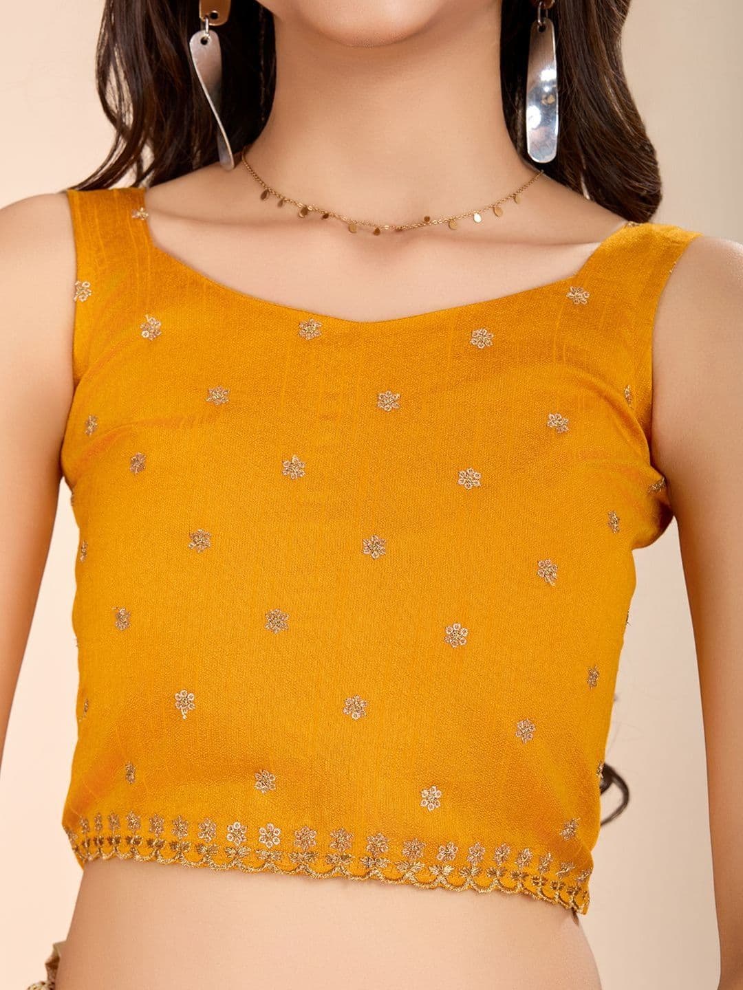 KALANANDI Girls Embroidered Thread Work Semi-Stitched Lehenga & thumbnail 7