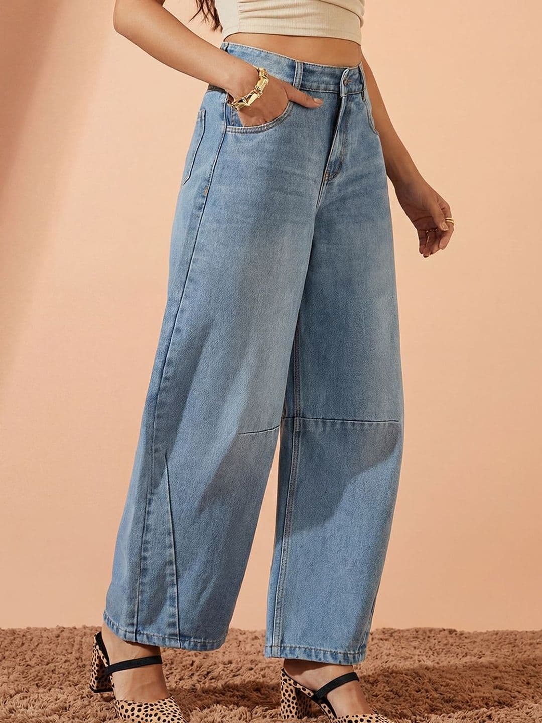 Miss Chase Women High Rise Whiskering & Knee Dart Detailing Barrel Fit Denim Jeans thumbnail 3