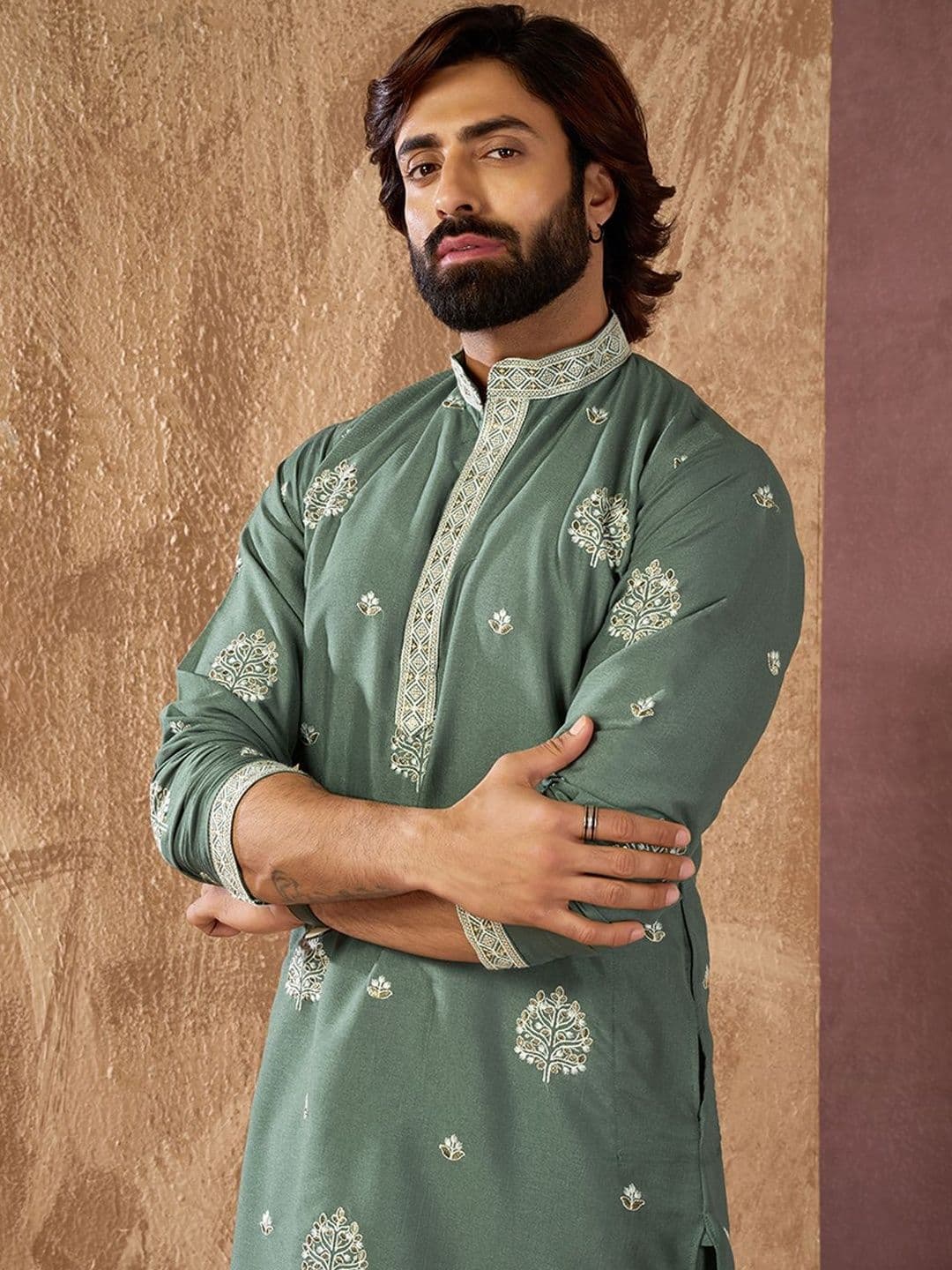 House of Pataudi Embroidered Cotton Mandarin Collar Knee Length Straight Kurta thumbnail 4