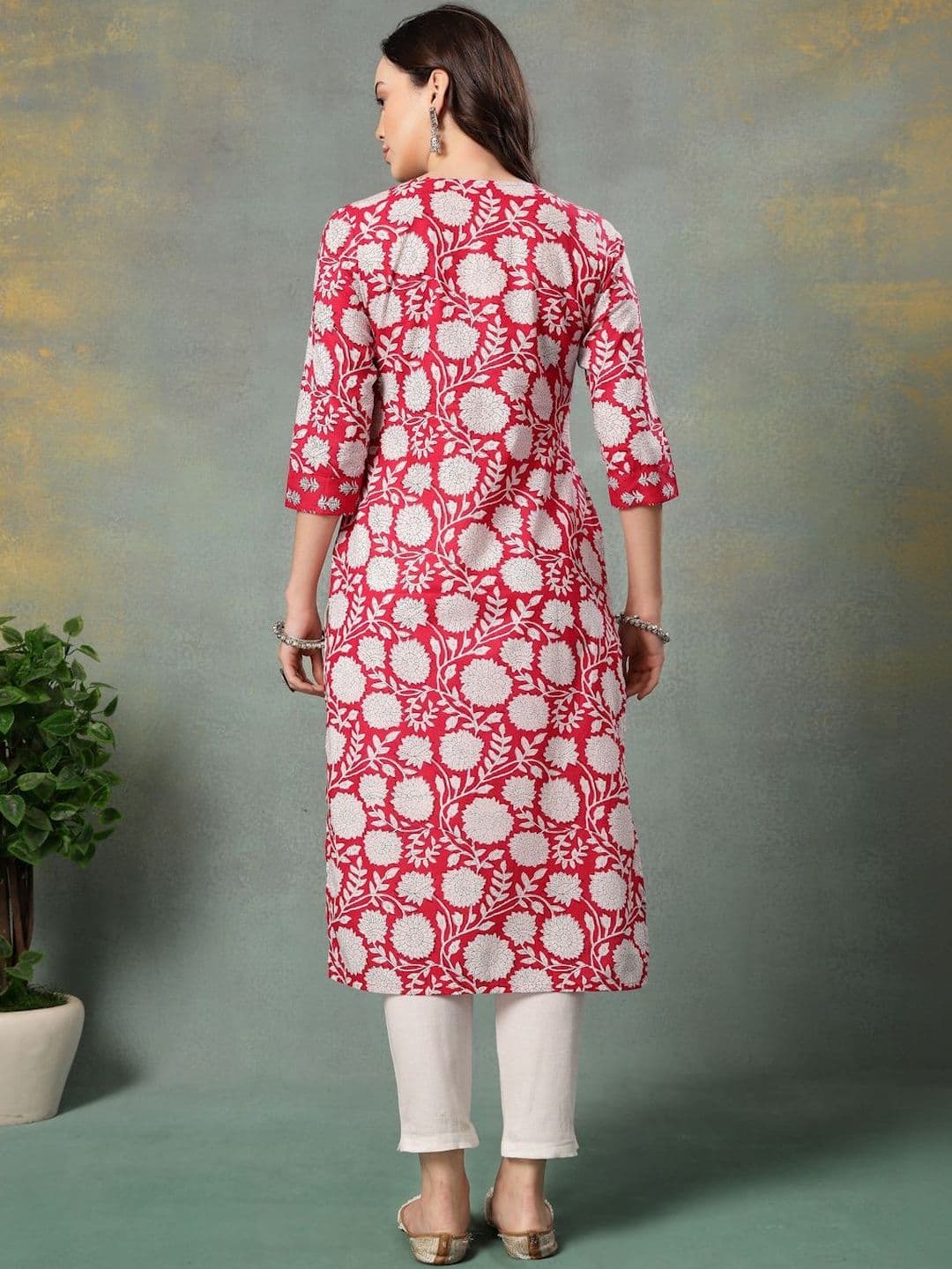 SEVEN FLOWER Women Floral Printed Kurta thumbnail 4