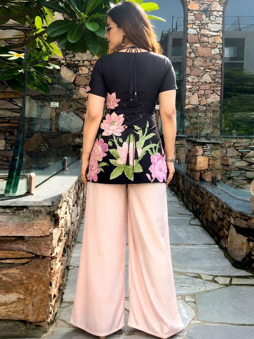 GoSriKi Floral Printed Kurti thumbnail 3