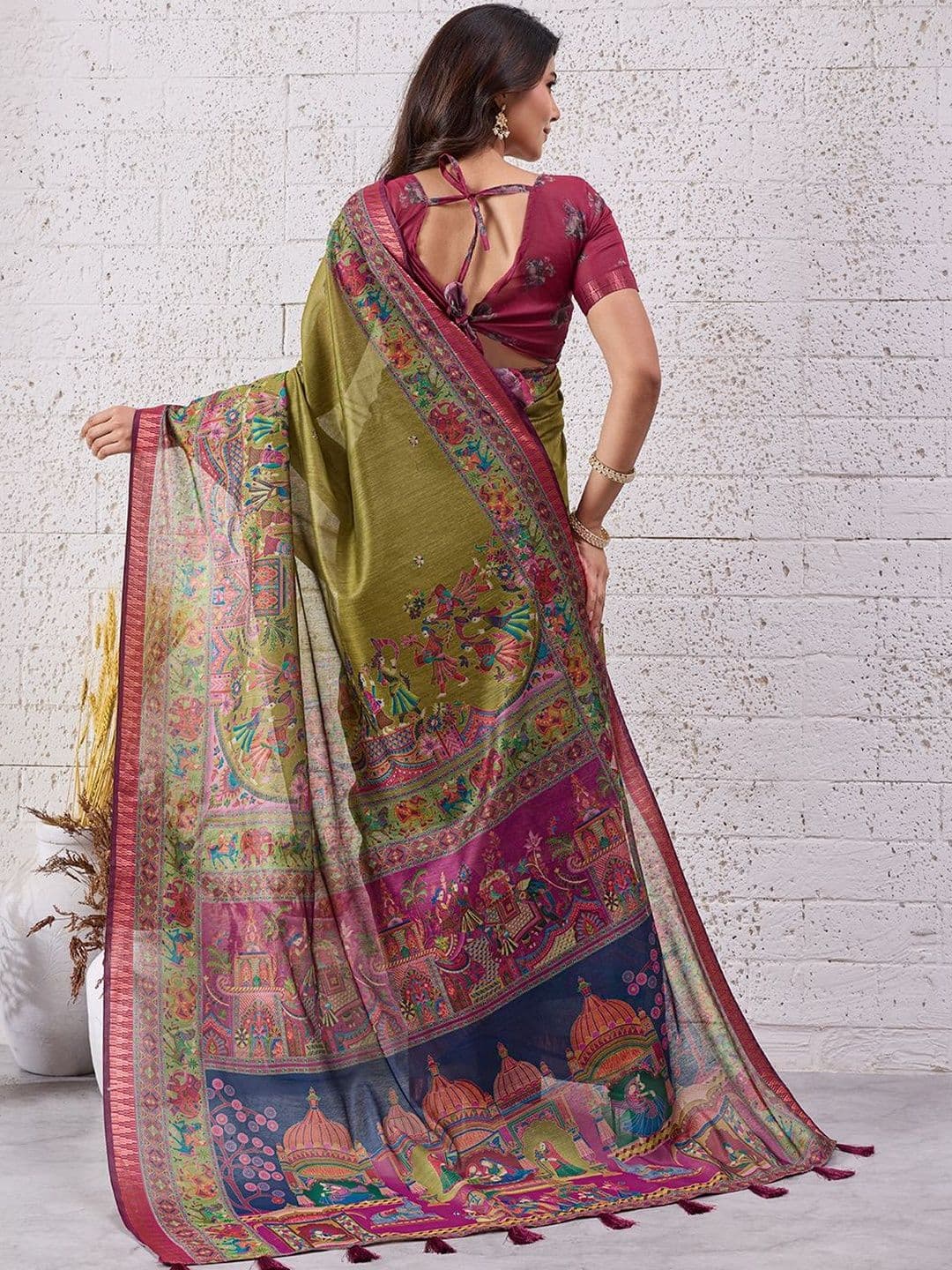 ARKRONE Ethnic Motifs Embroidered Silk Blend Heavy Work Saree thumbnail 6