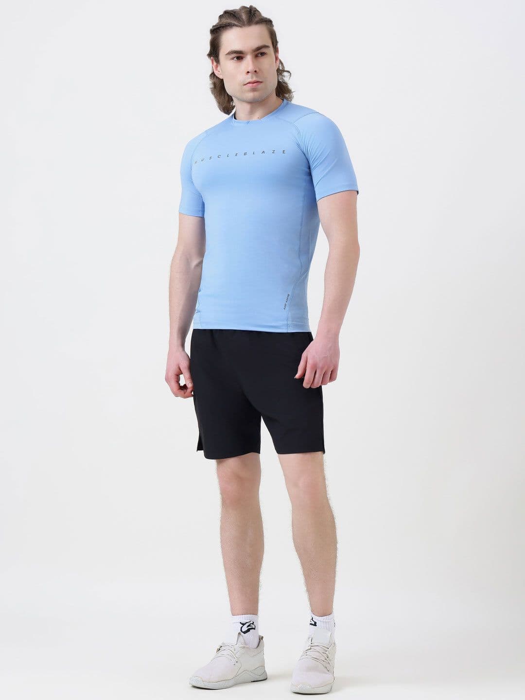 MuscleBlaze Unisex Brand Logo Printed Round Neck Compression T-shirt thumbnail 2