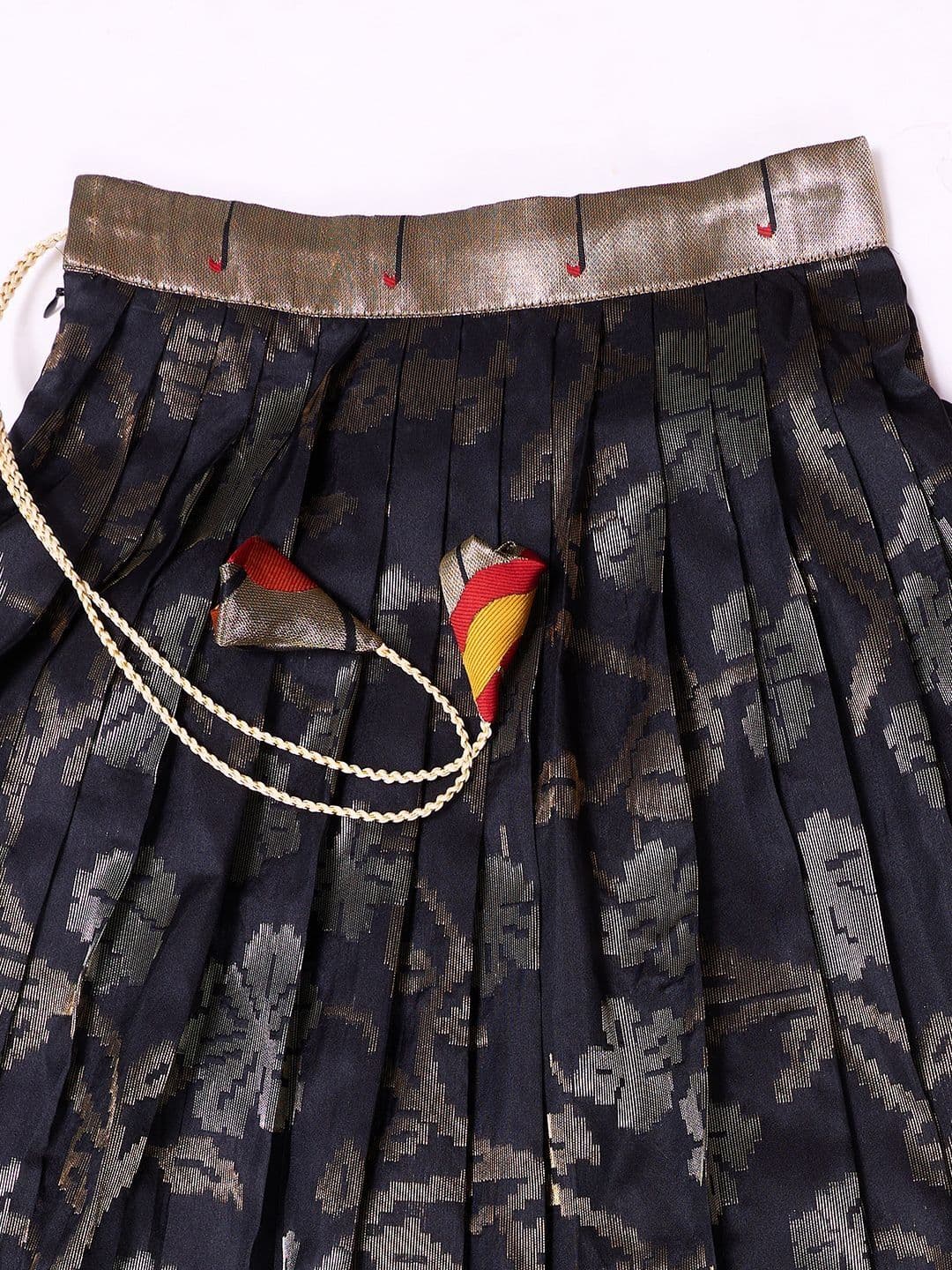KALANANDI Girls Embroidered Ready to Wear Lehenga & thumbnail 3