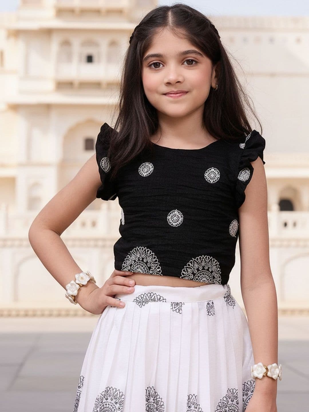 KALANANDI Girls Embroidered Thread Work Ready to Wear Lehenga & thumbnail 5