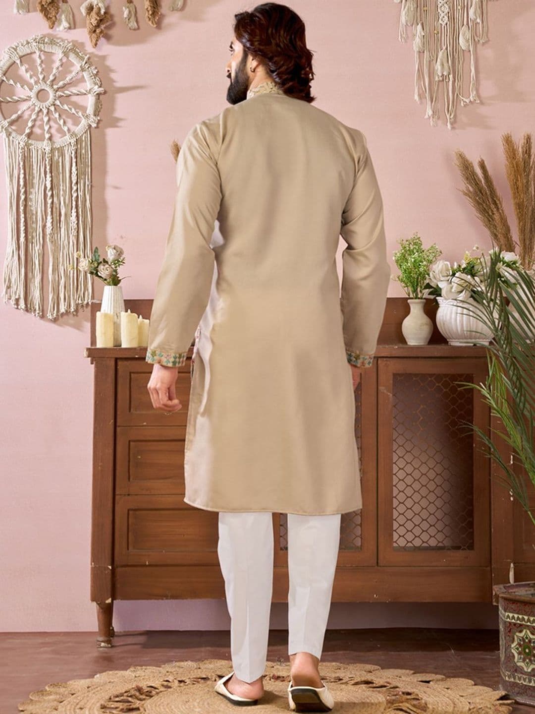 House of Pataudi Men Embroidered Cotton Mandarin Collar Straight Kurtas thumbnail 5