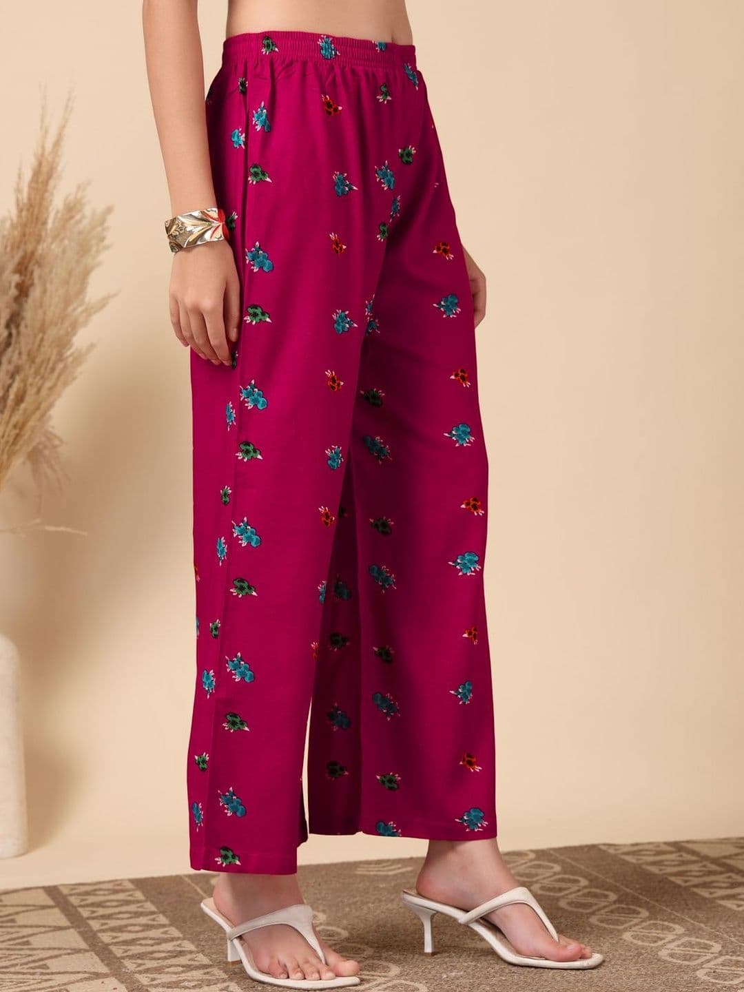KLOTTHE Women Printed Pure Cotton Straight Palazzos thumbnail 3