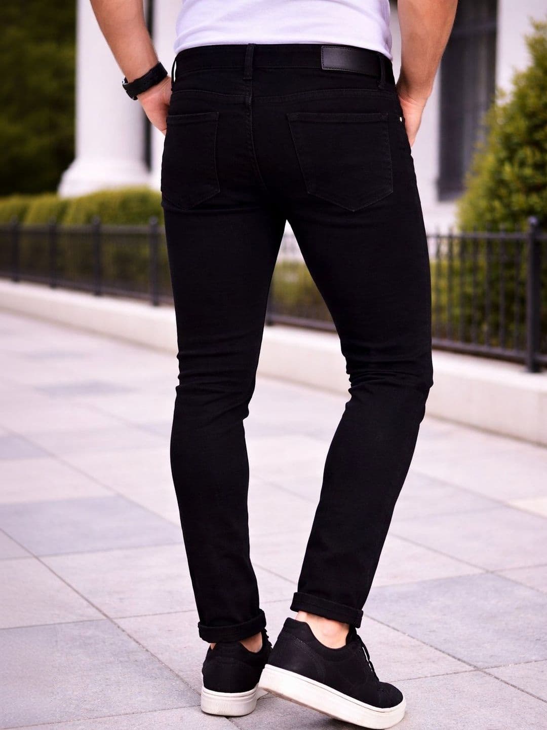 R.Code by The Roadster Life Co. Men Slim Fit Mid-Rise Jeans thumbnail 4