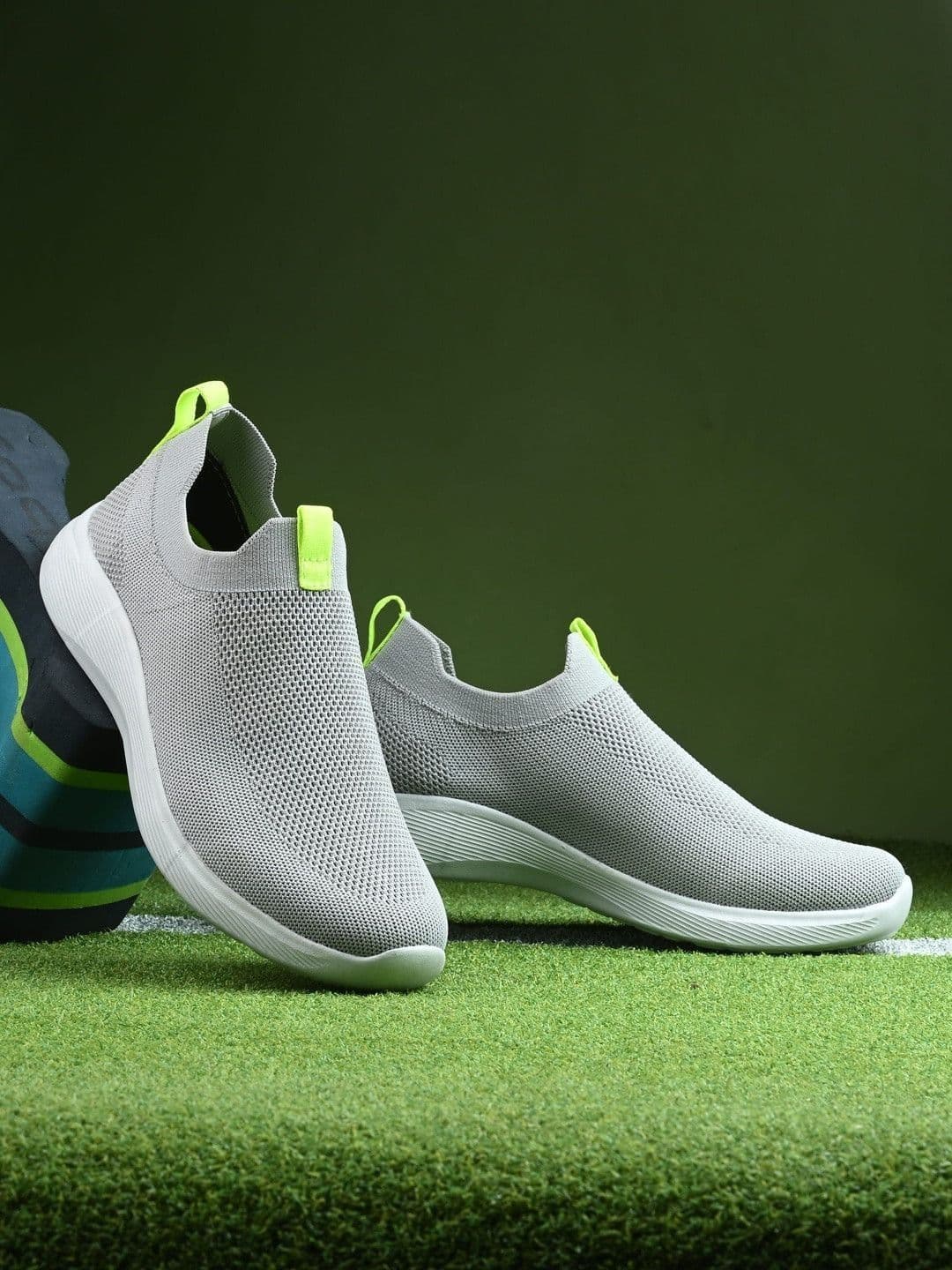 Luper Men Walking Non-Marking Shoes - view 1