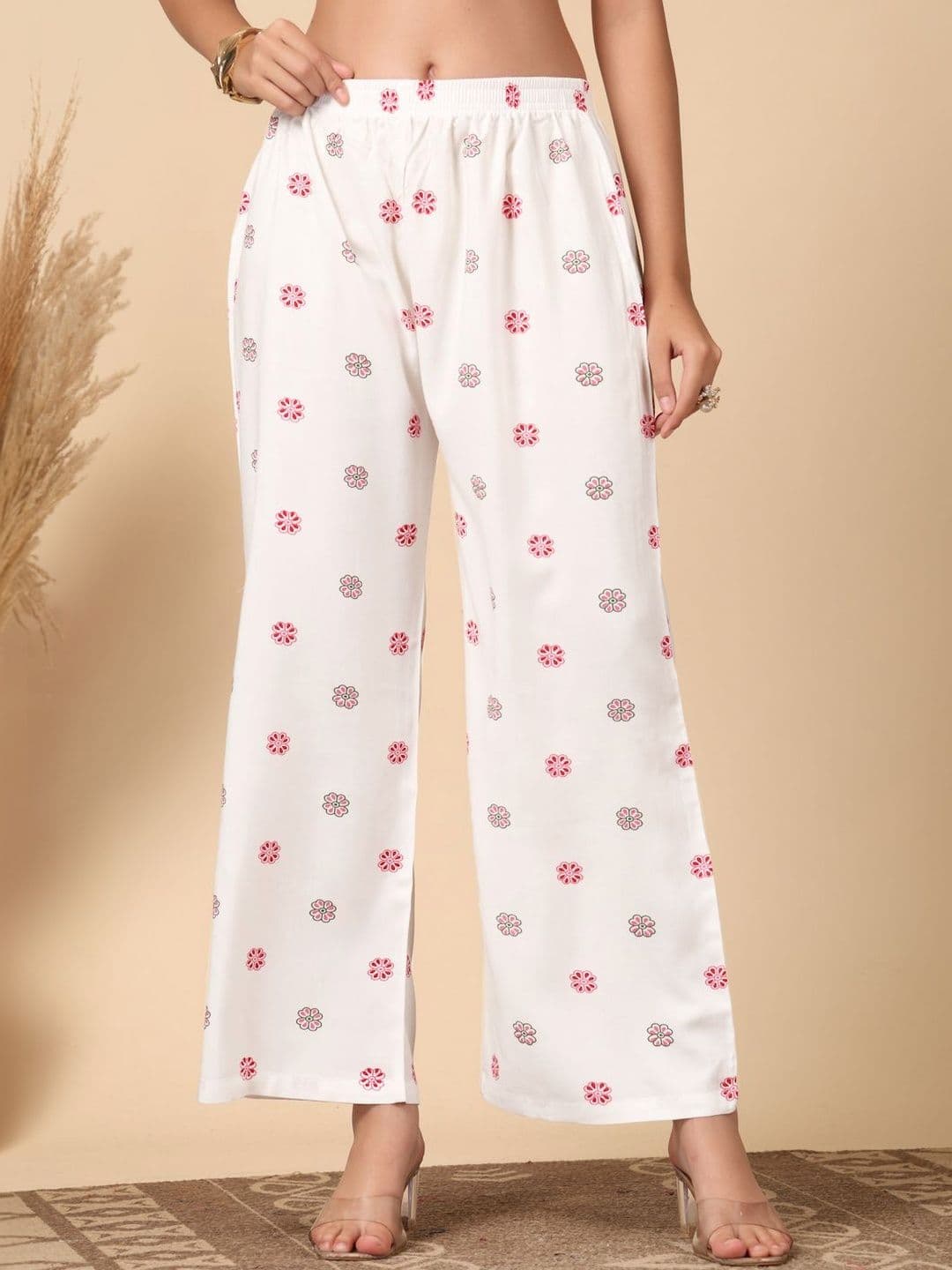 KLOTTHE Women Printed Straight Palazzos - view 1