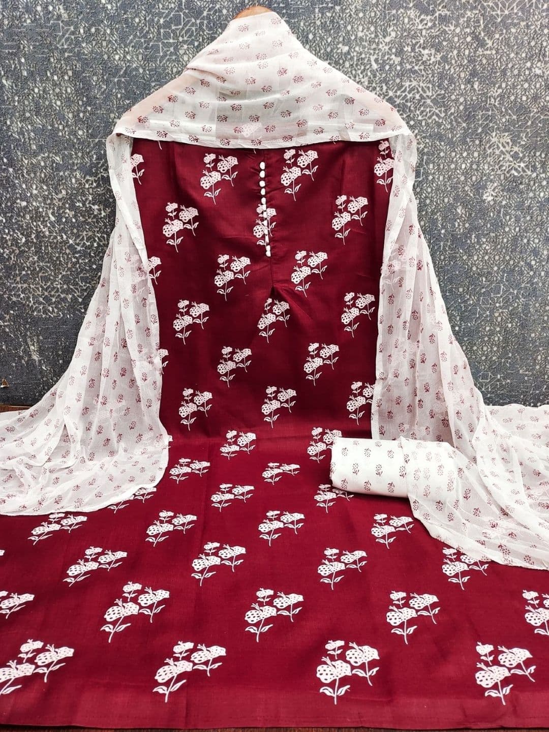 Dhaaga Ghar Printed Pure Cotton Unstitched Dress Material thumbnail 3