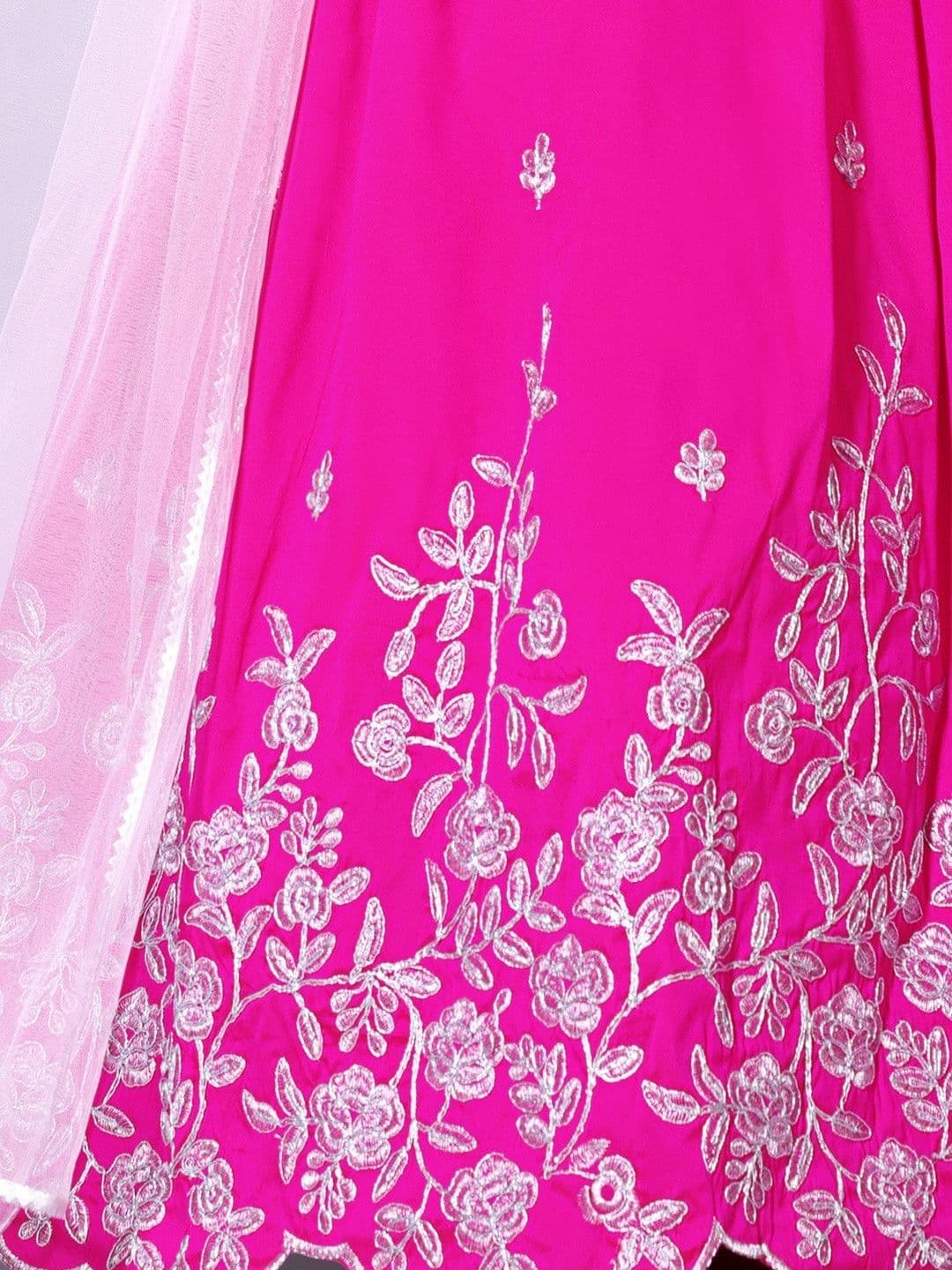 RJ ONLINE Girls Embellished Thread Work Tie and Dye Ready to Wear Lehenga & Blouse With Dupatta thumbnail 6