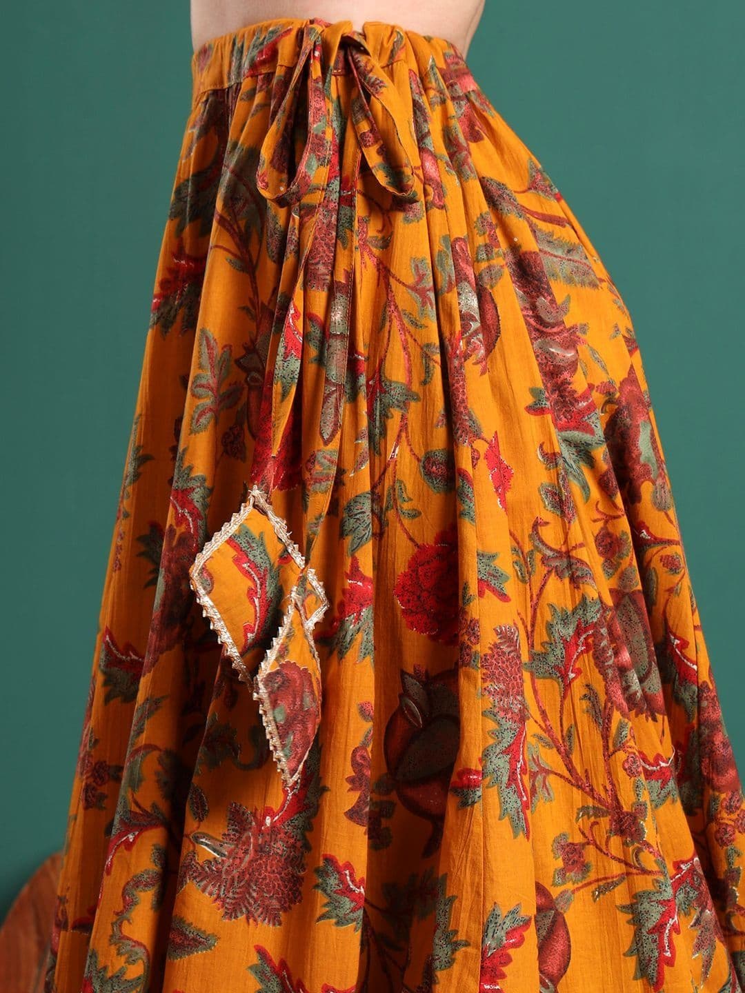Sangria Women Cotton Cotton Cambric Floral Maxi Tiered Skirt thumbnail 2