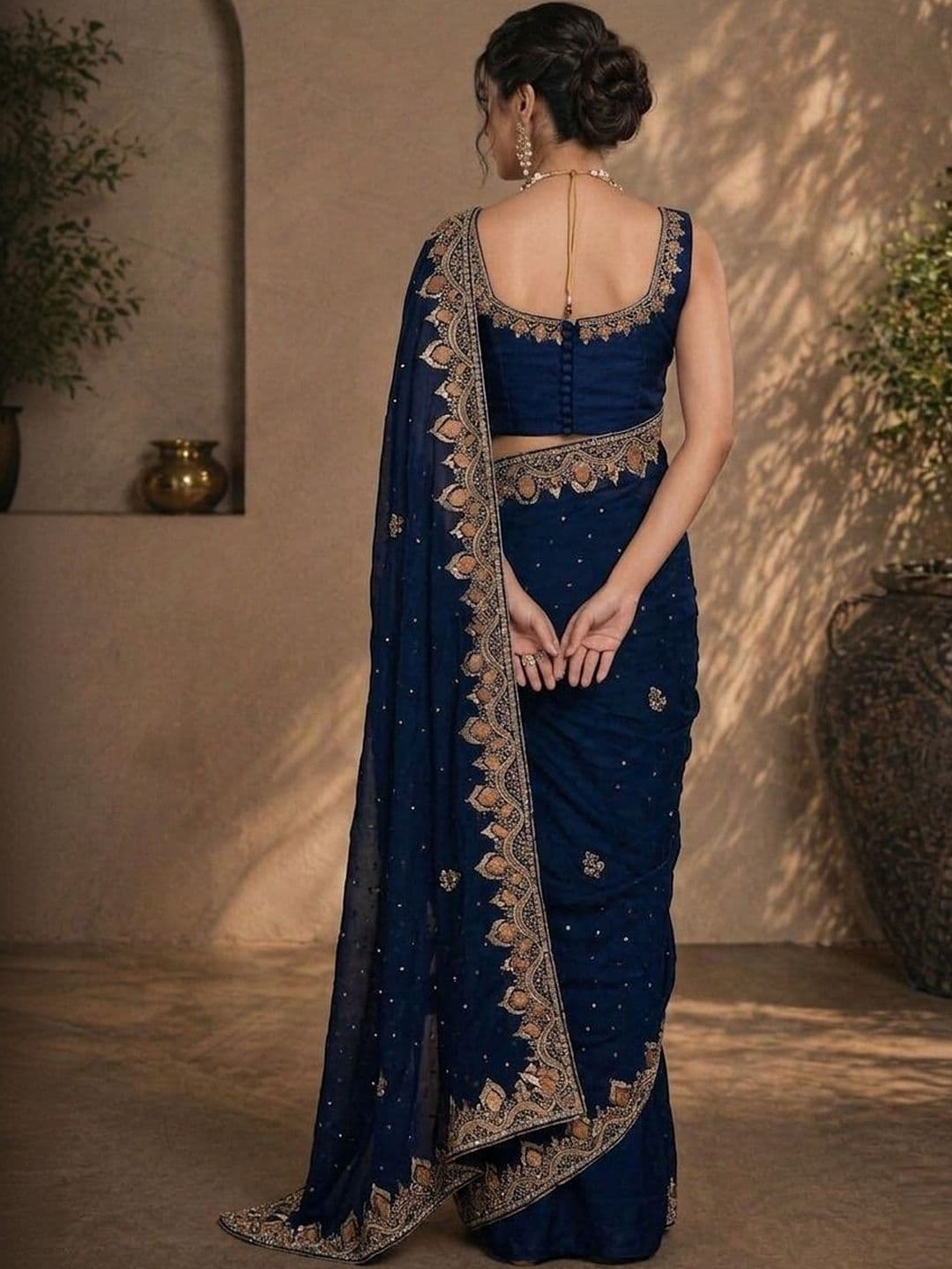 FABMORA Ethnic Motifs Zari Pure Georgette Heavy Work Saree thumbnail 4