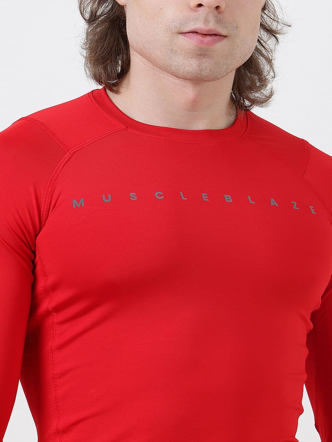 MuscleBlaze Unisex Brand Logo Printed Round Neck Compression T-shirt thumbnail 7