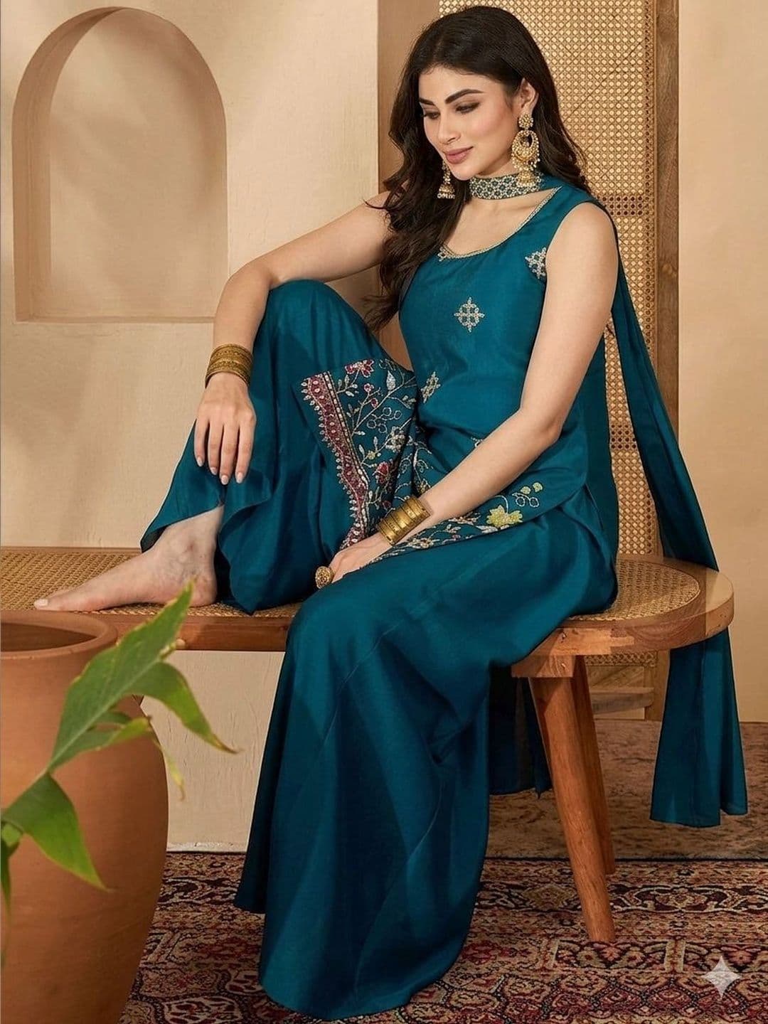 all about you Women Ethnic Motifs Embroidered Regular Thread Work Kurta with Sharara & With Dupatta thumbnail 5