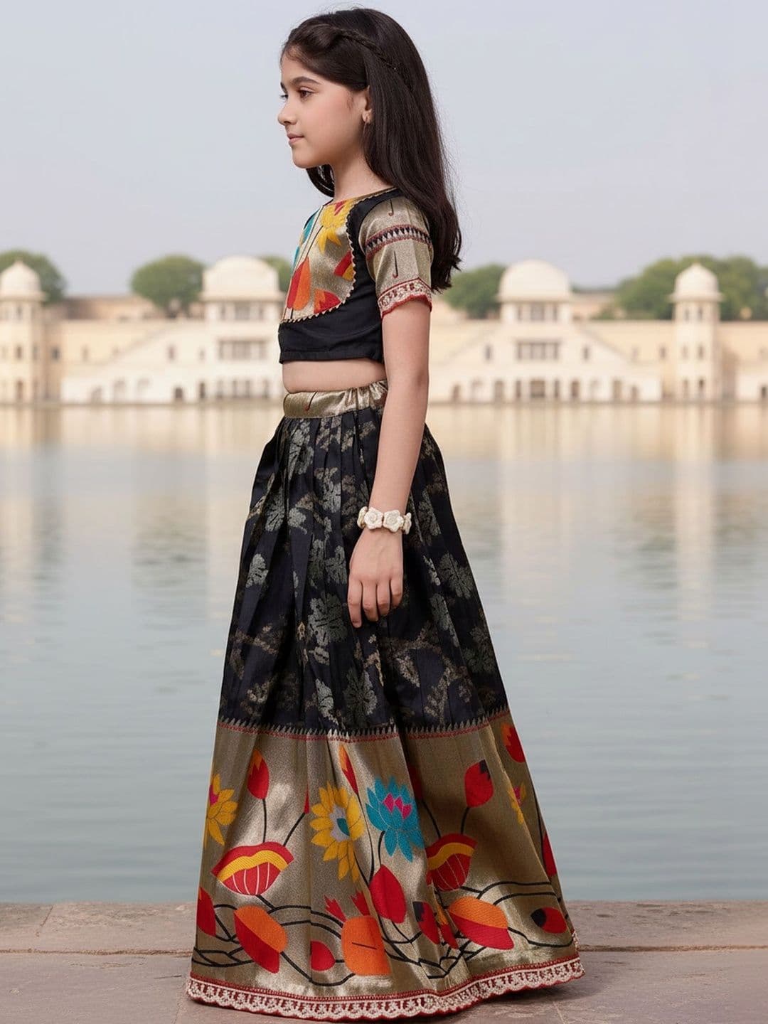 KALANANDI Girls Embroidered Ready to Wear Lehenga & thumbnail 6