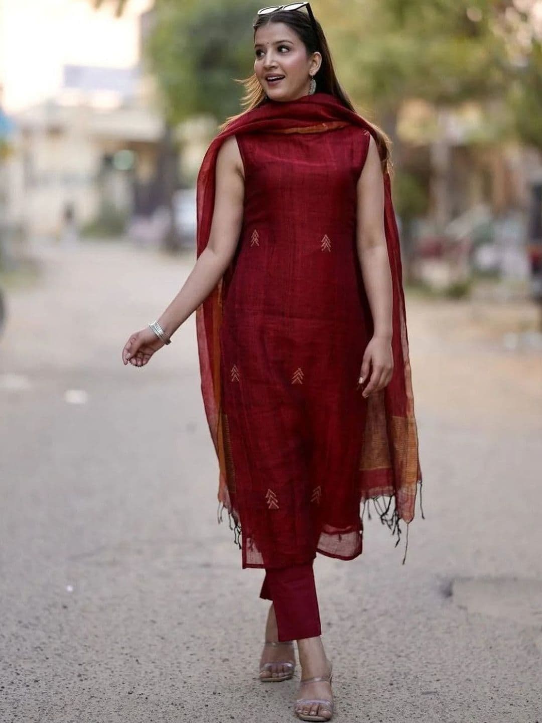 Crown Threads Ethnic Motifs Printed Round Neck Thread Work Kurta with Trousers & Dupatta - view 1