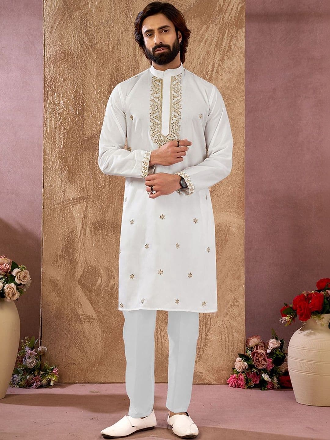 House of Pataudi Embroidered Cotton Mandarin Collar Knee Length Straight Kurta thumbnail 7
