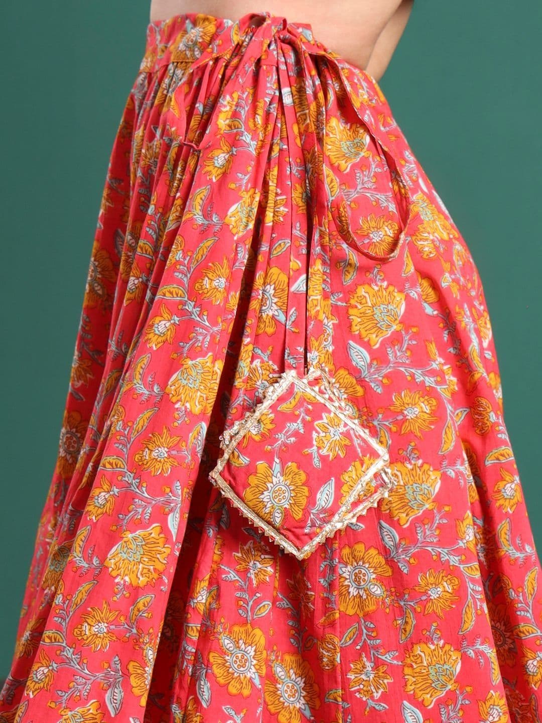 Sangria Women Cotton Cotton Cambric Floral Maxi Flared Skirt thumbnail 4
