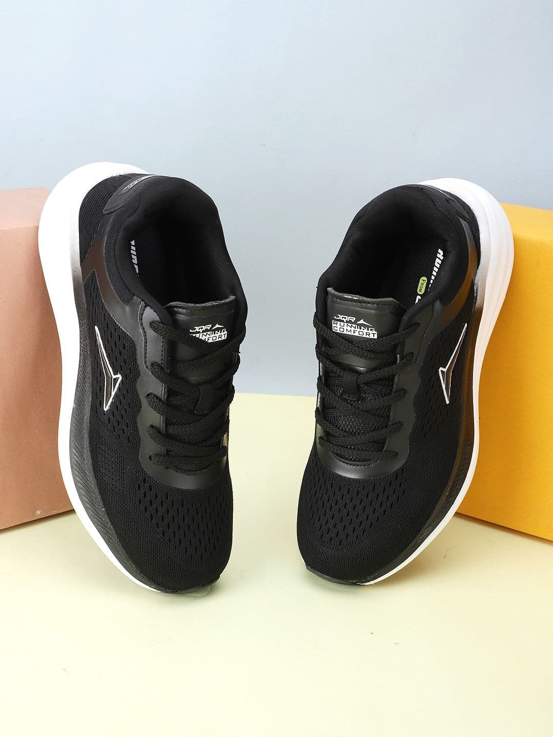 JQR PROSPERO Men Black Running Shoes - view 1