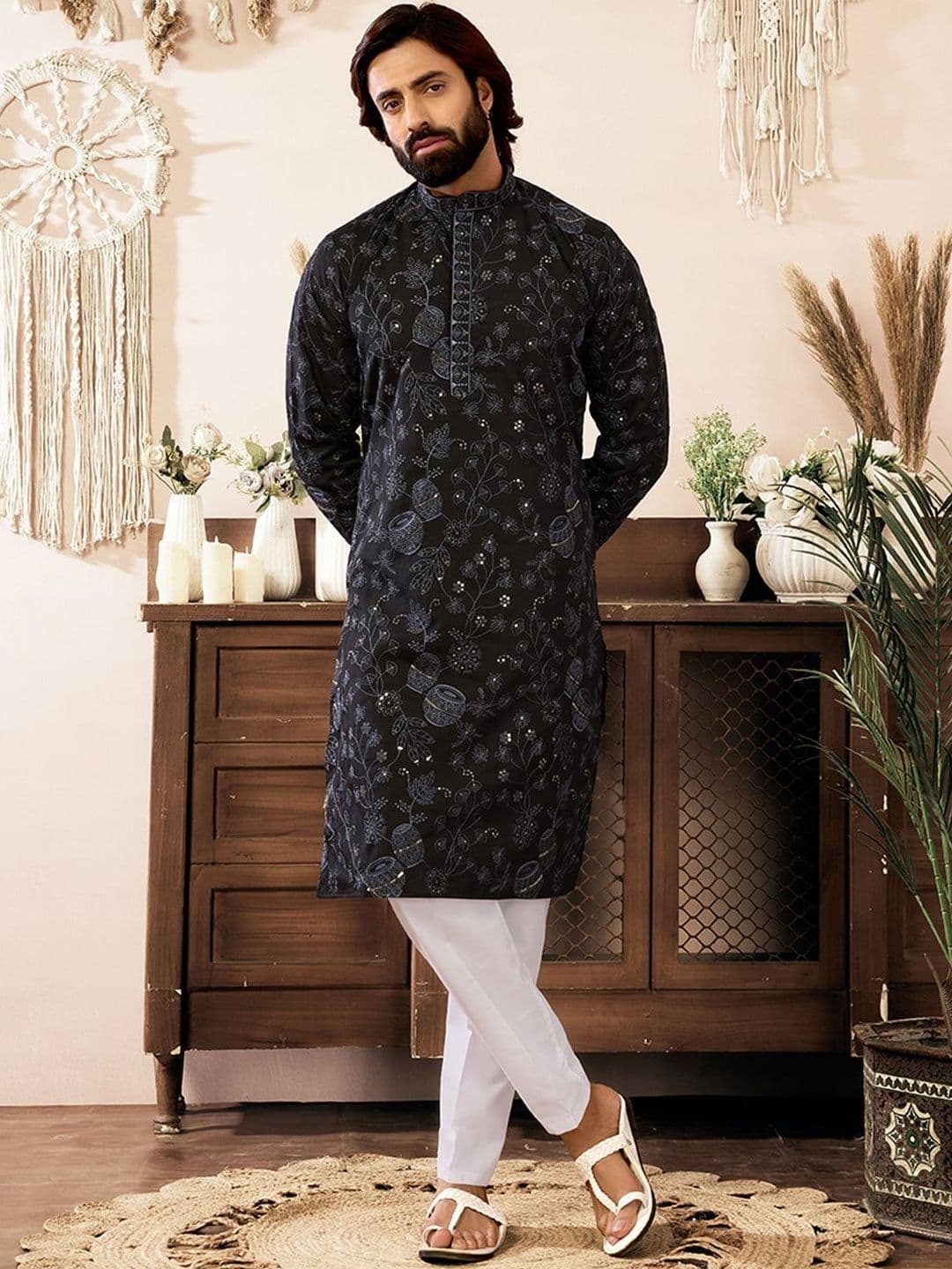 House of Pataudi Embroidered Cotton Mandarin Collar Knee Length Straight Kurtas thumbnail 3