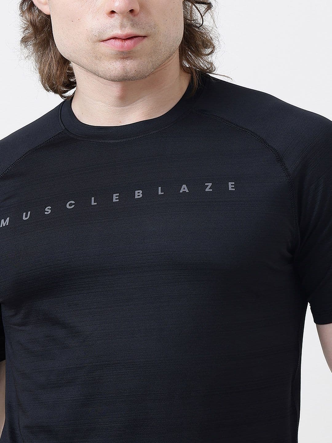 MuscleBlaze Active T Shirt for Men, for Gym & Sports (Midnight Black) thumbnail 2