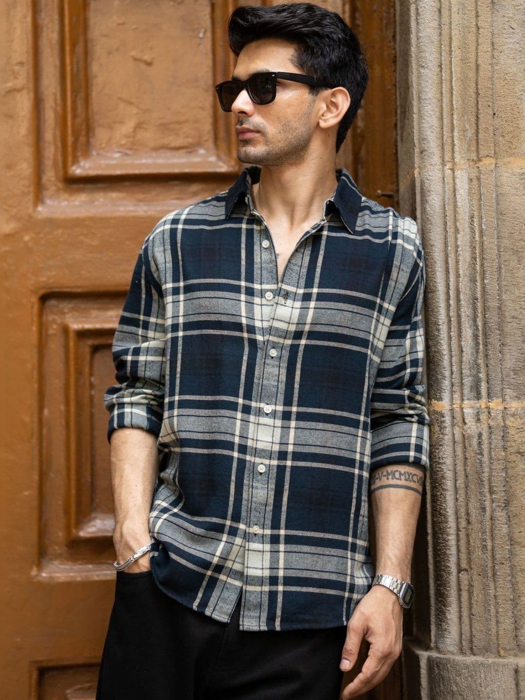 Powerlook Men Tartan Checks Checked Casual Shirt - view 1