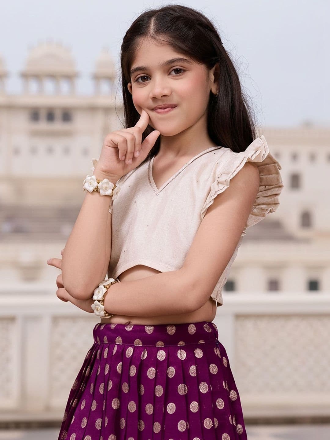 KALANANDI Girls Embellished Foil Print Ready to Wear Lehenga & thumbnail 3