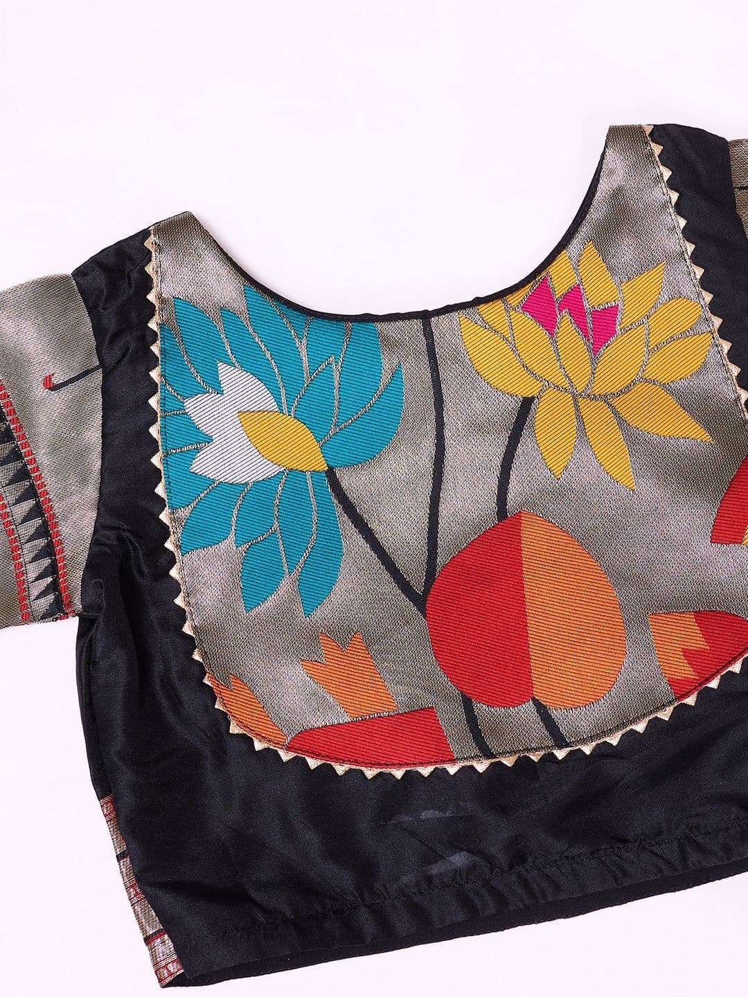KALANANDI Girls Embroidered Ready to Wear Lehenga & thumbnail 7