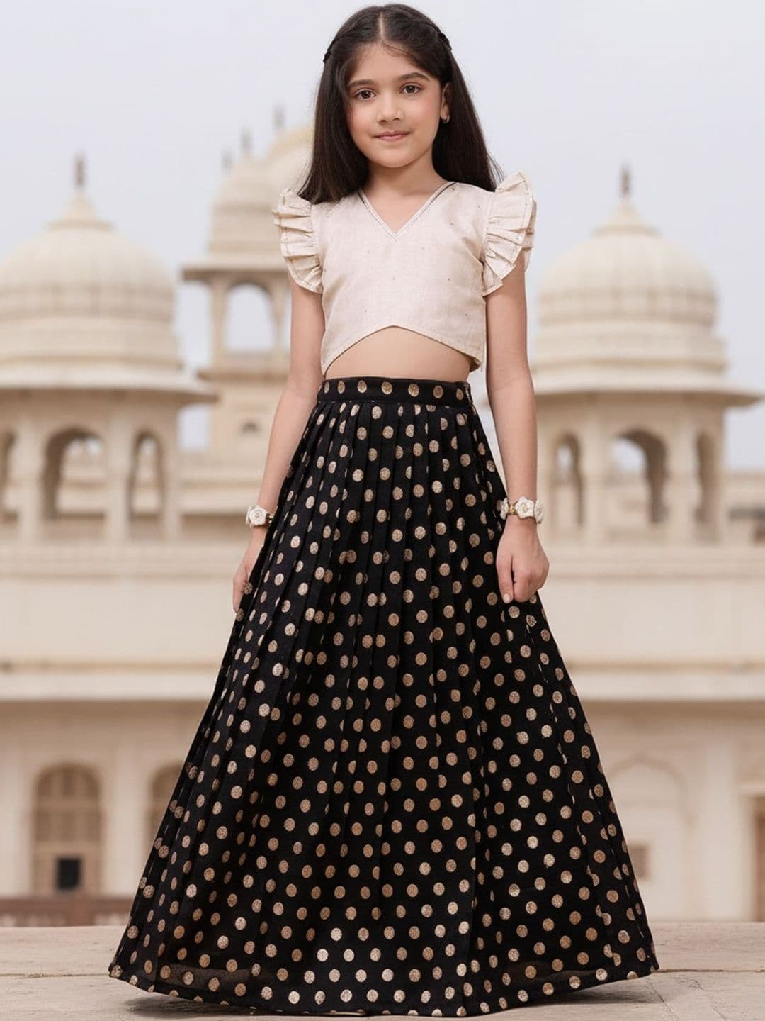 KALANANDI Girls Embellished Foil Print Ready to Wear Lehenga & - view 1