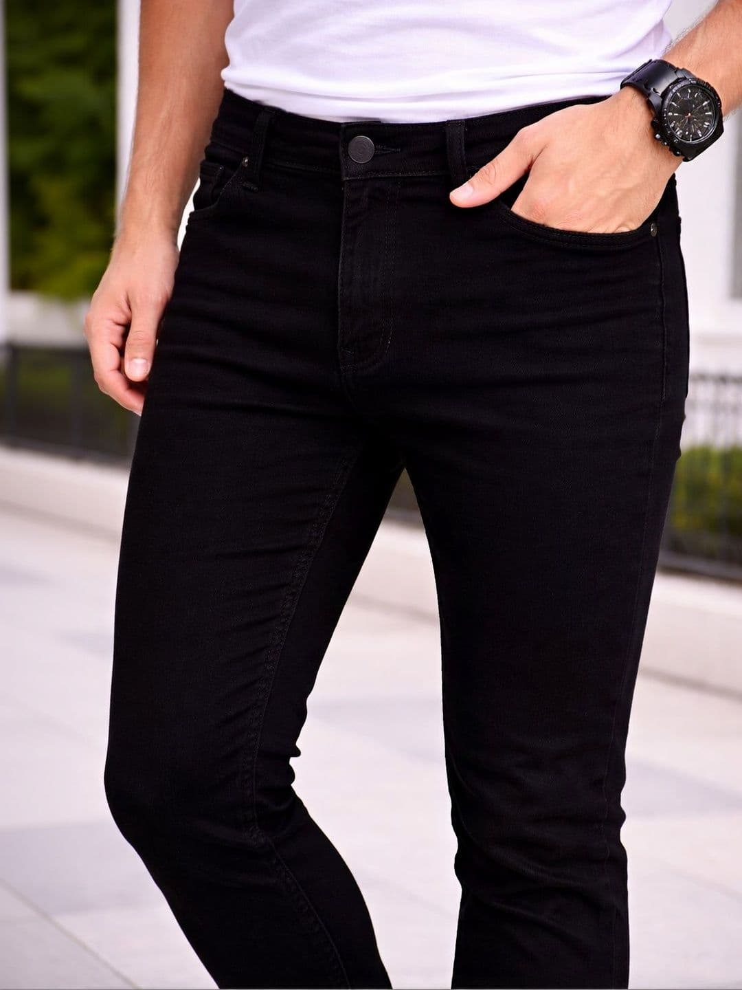 R.Code by The Roadster Life Co. Men Slim Fit Mid-Rise Jeans thumbnail 2