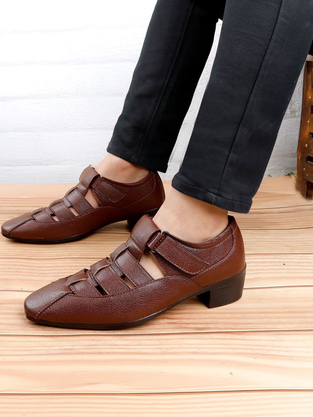 yuvrato baxi Men Fisherman Sandals - view 1