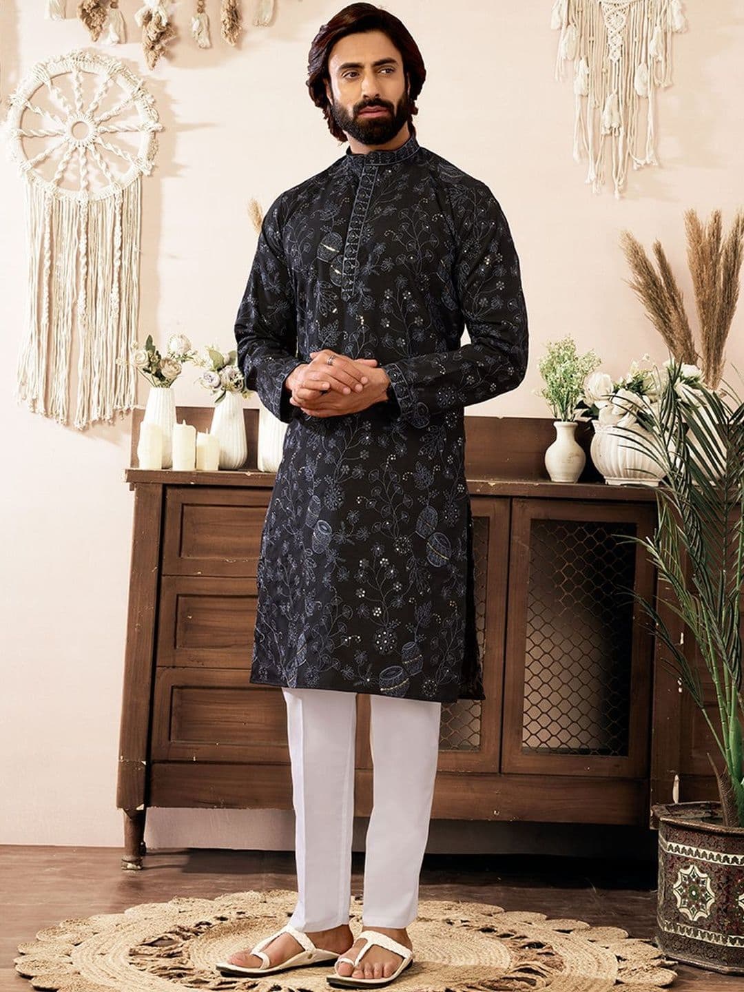 House of Pataudi Embroidered Cotton Mandarin Collar Knee Length Straight Kurtas thumbnail 5