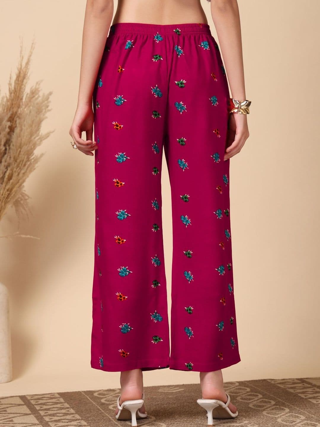 KLOTTHE Women Printed Pure Cotton Straight Palazzos thumbnail 7