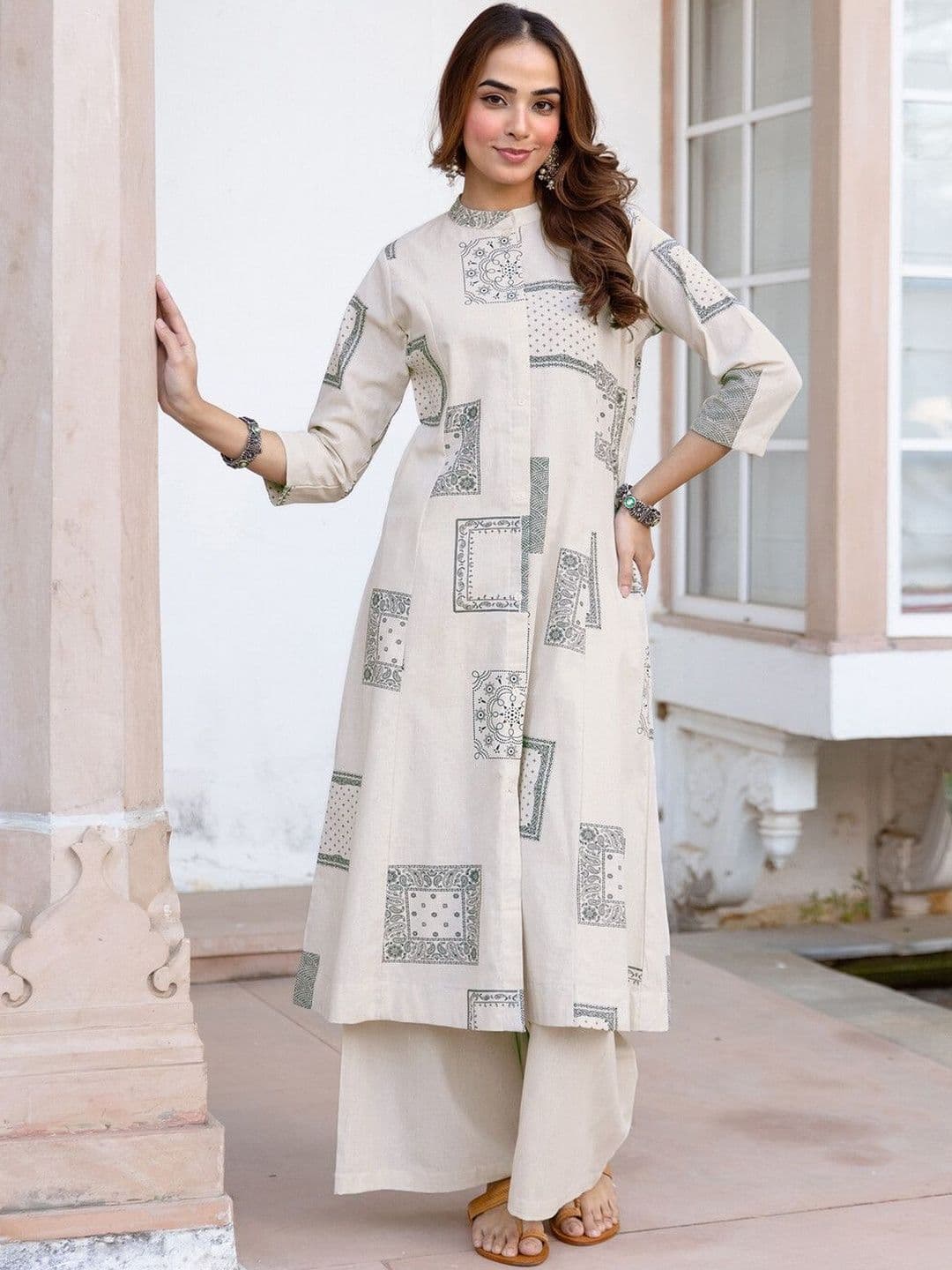 SKYLEE Printed Beige Cotton Blend Co Ords for Women thumbnail 3