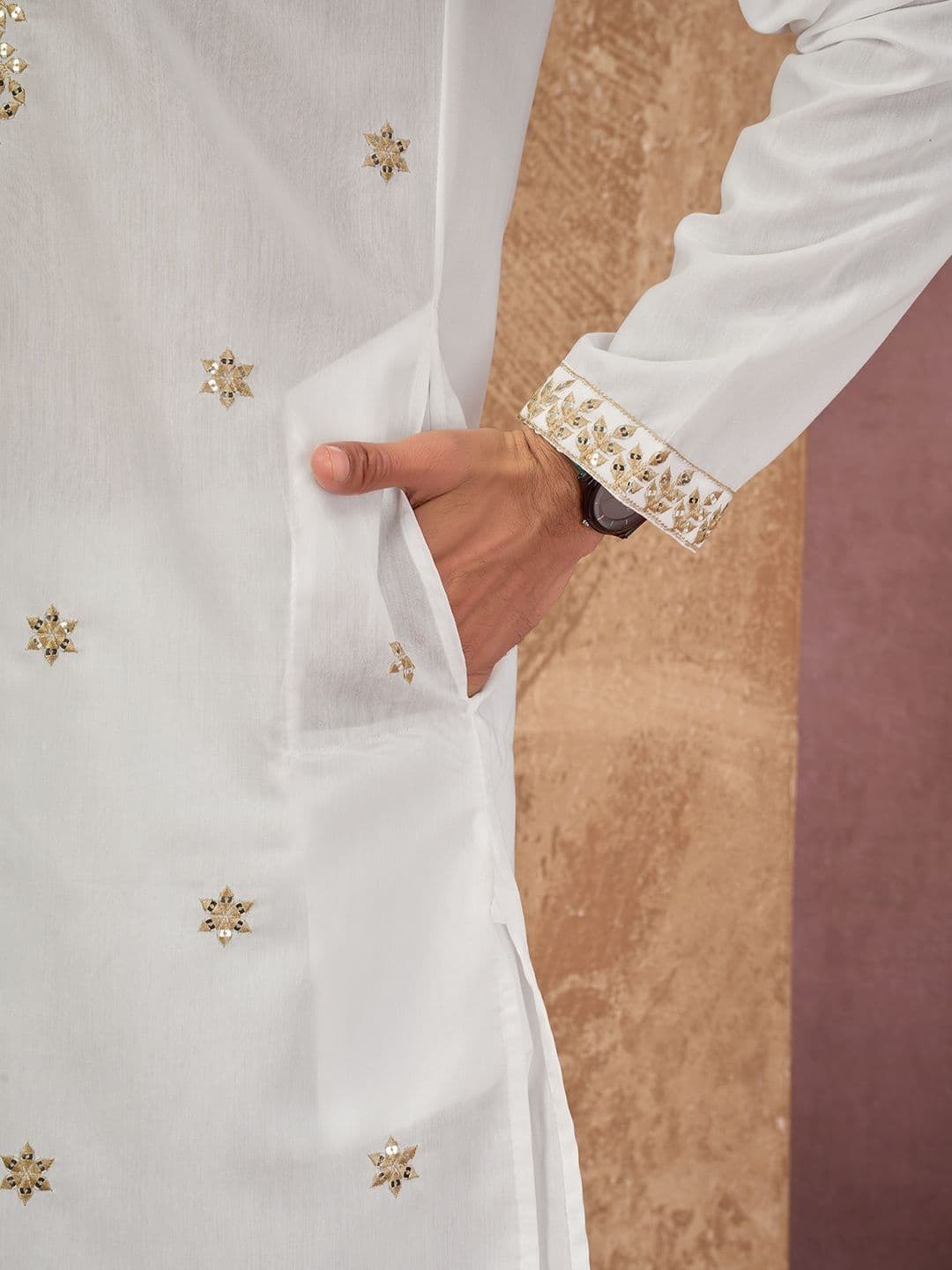 House of Pataudi Embroidered Cotton Mandarin Collar Knee Length Straight Kurta thumbnail 6