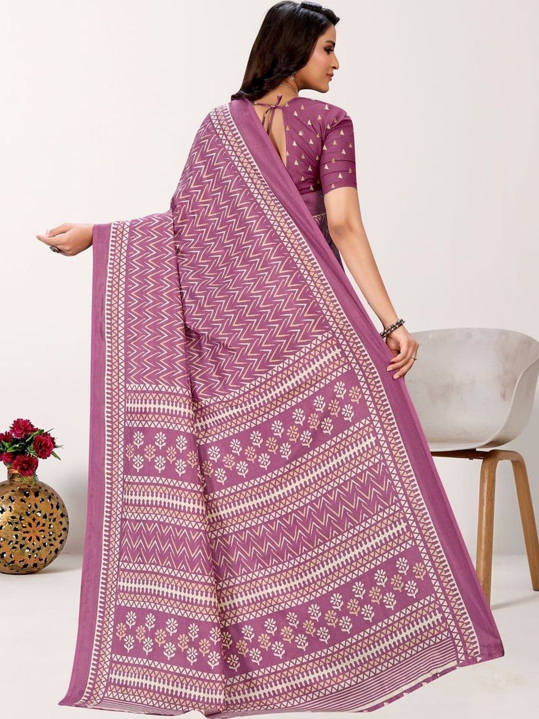 Uniform Unicorn Ethnic Motifs Art Silk Kanjeevaram Saree thumbnail 3