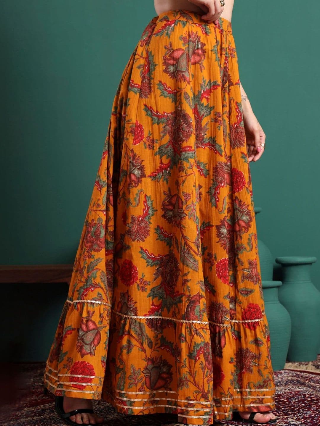 Sangria Women Cotton Cotton Cambric Floral Maxi Tiered Skirt thumbnail 4