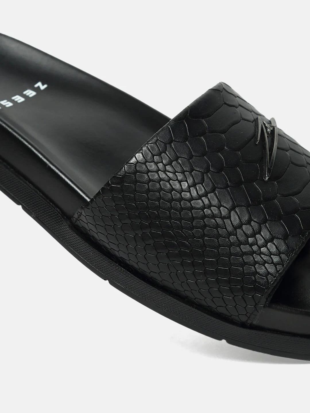 ZEESH Men Self Design Obsidian Leather Sliders Flip Flops thumbnail 6