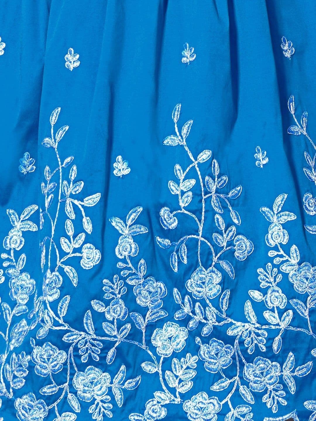 RJ ONLINE Girls Embroidered Thread Work Tie and Dye Ready to Wear Lehenga & Blouse With Dupatta thumbnail 5