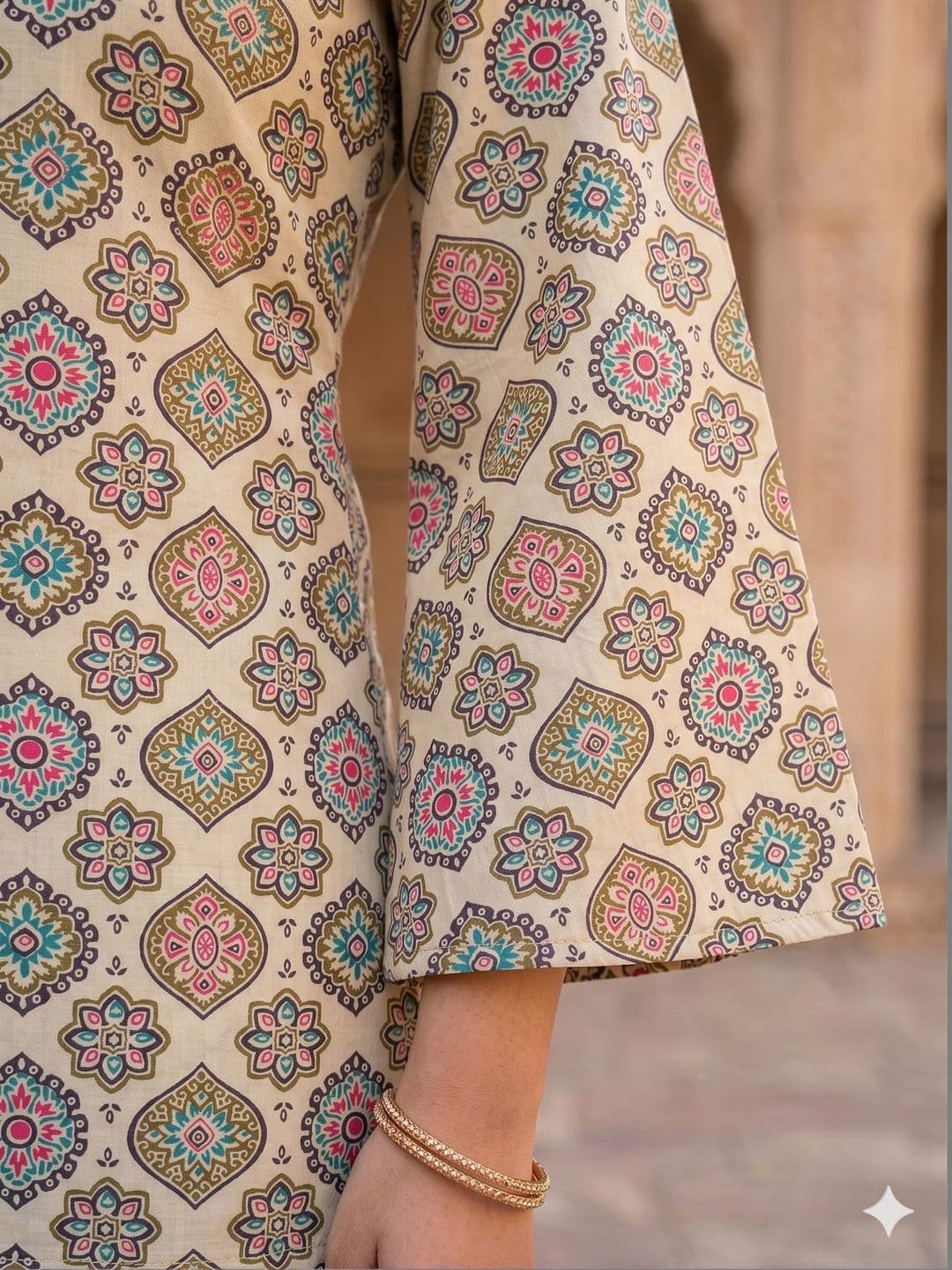 KALINI Women Ethnic Motifs Printed Bell Sleeves Indie Prints Kurta thumbnail 3