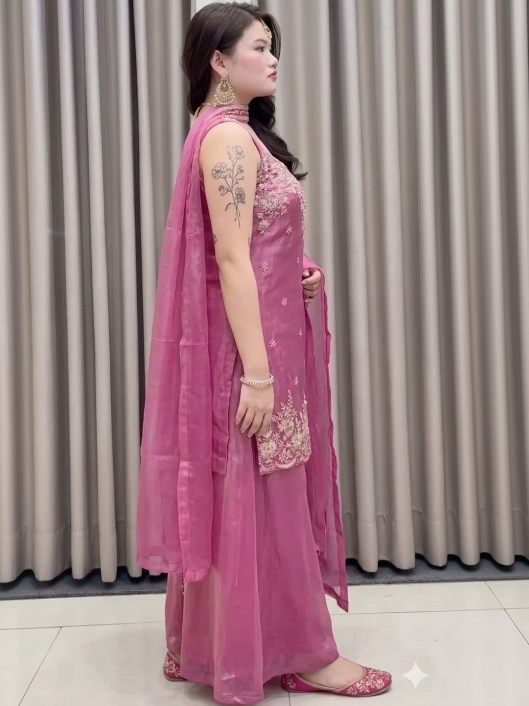 Bouncer Berry Women Ethnic Motifs Embroidered Regular Thread Work Pure Silk Kurta with Palazzos & With thumbnail 3