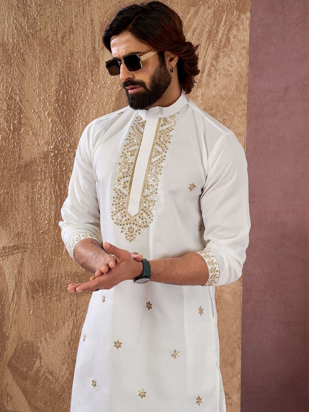 House of Pataudi Embroidered Cotton Mandarin Collar Knee Length Straight Kurta thumbnail 2