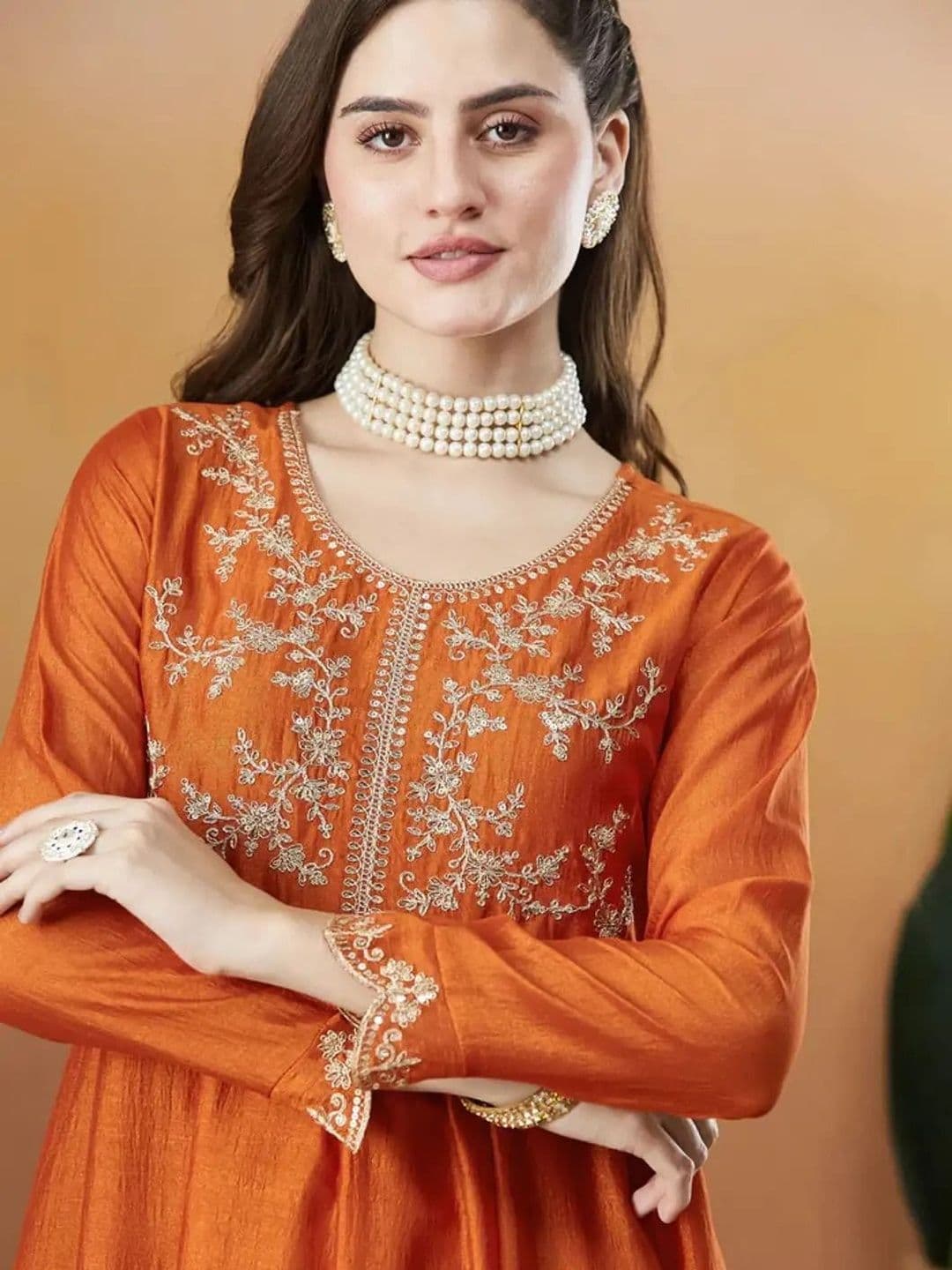 HERE&NOW Women Ethnic Motifs Embroidered Empire Thread Work Kurta with Trousers & With Dupatta thumbnail 3