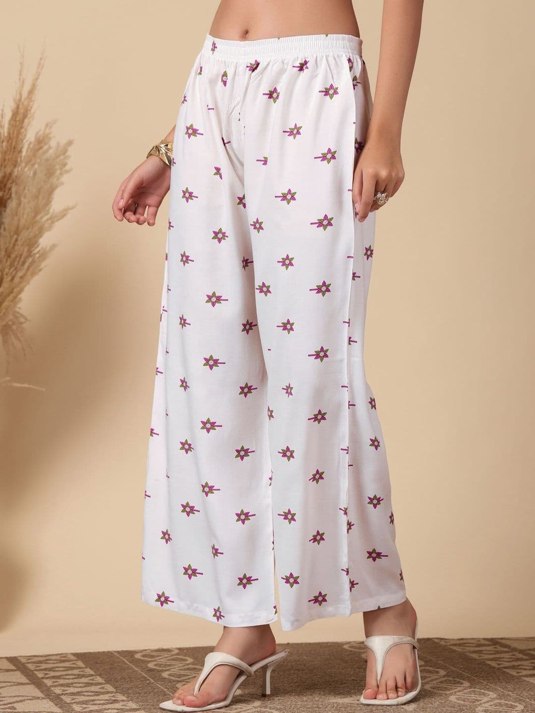 KLOTTHE Women Printed Straight Palazzos thumbnail 3