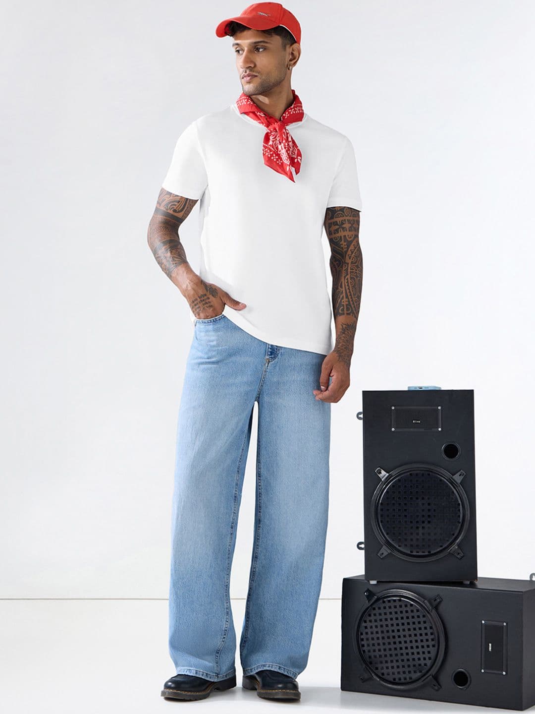 Bewakoof Men White Interlock Cotton T-shirt thumbnail 7