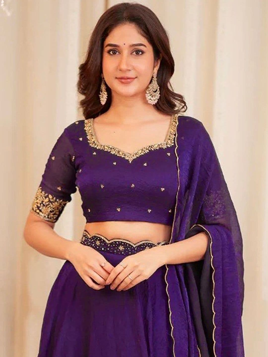 Trendmalls Embroidered Ready to Wear Lehenga & Blouse With Dupatta thumbnail 2