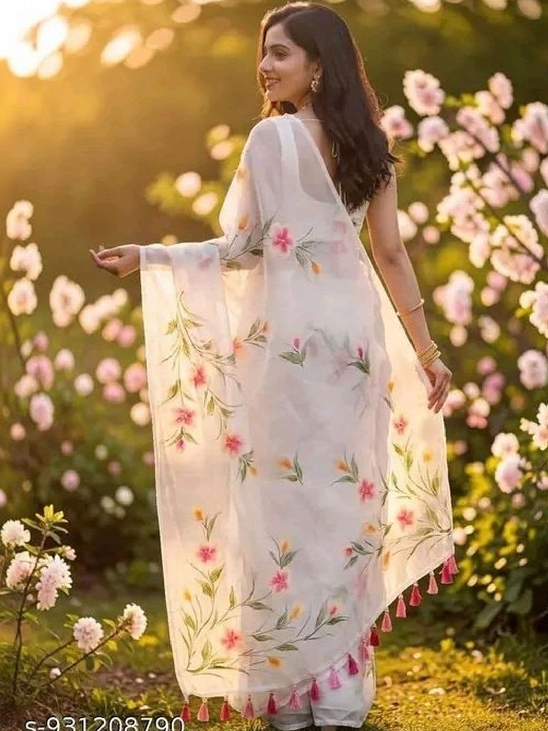 Textile Mantra Linen Blend Saree thumbnail 3